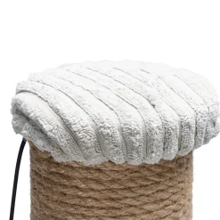 Designed by Lotte Klöspelare med Boll Grå
