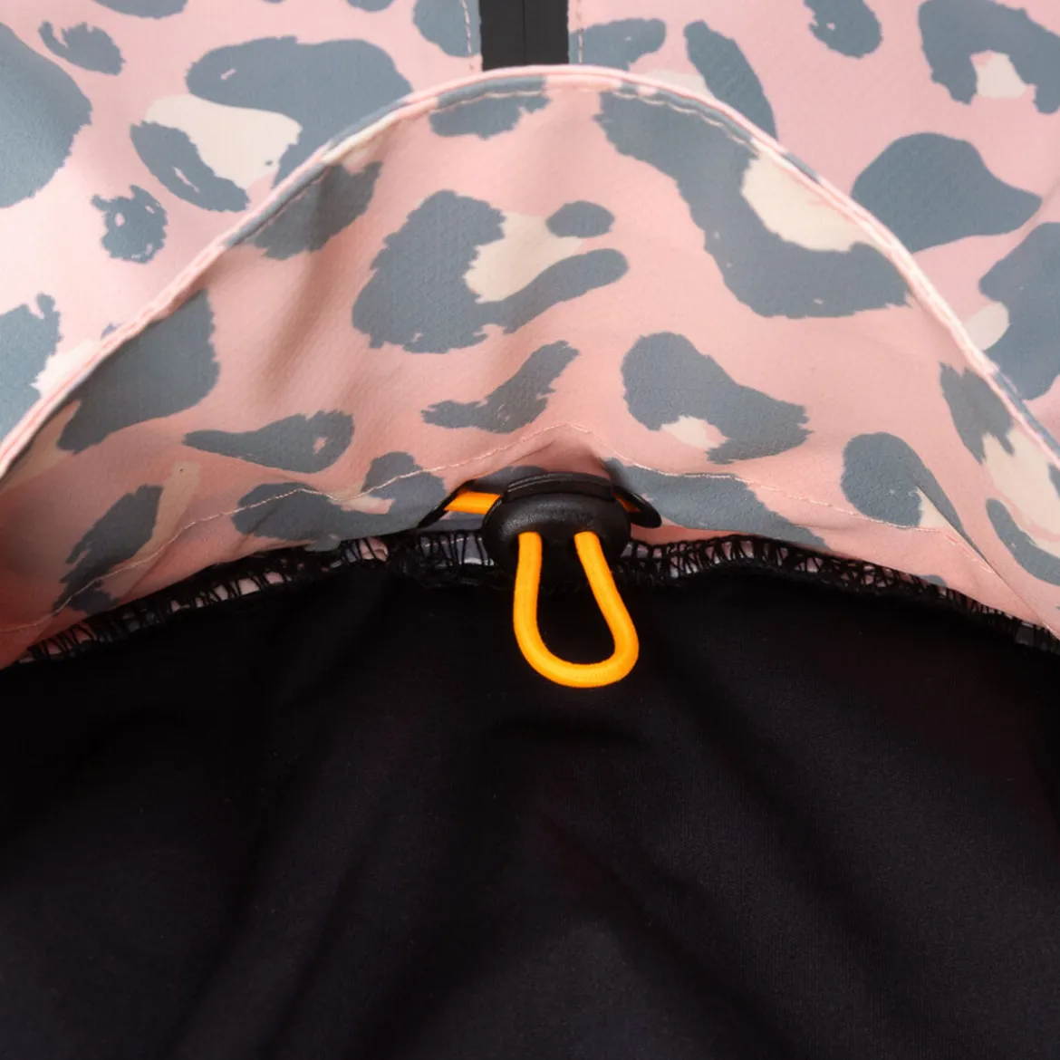 PAIKKA Visibility Regnjacka till Hund Rosa Leopard