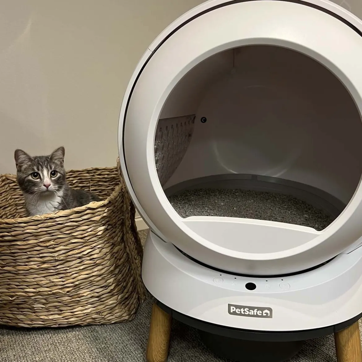 PetSafe SmartSpin Självrensande Kattlåda